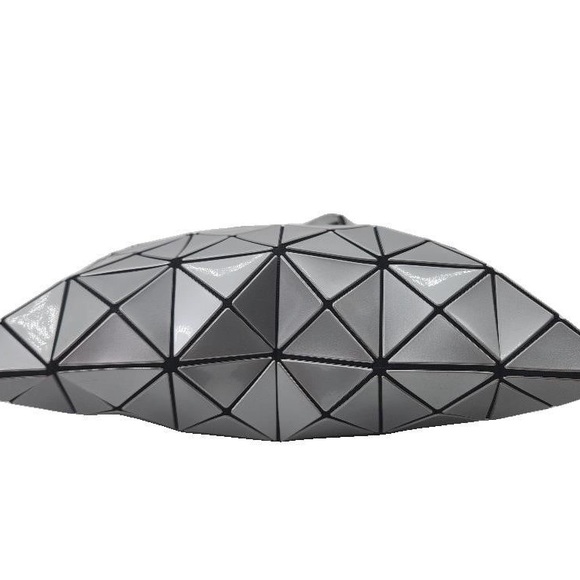 BaoBao by Issey Miyake Silver Lucent Geometric Tote - Picture 3 of 6